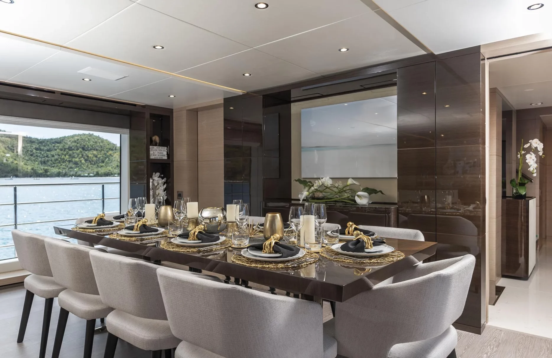 A preview of interior Dining