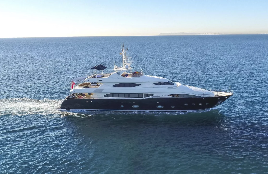 An image of Bunker yacht