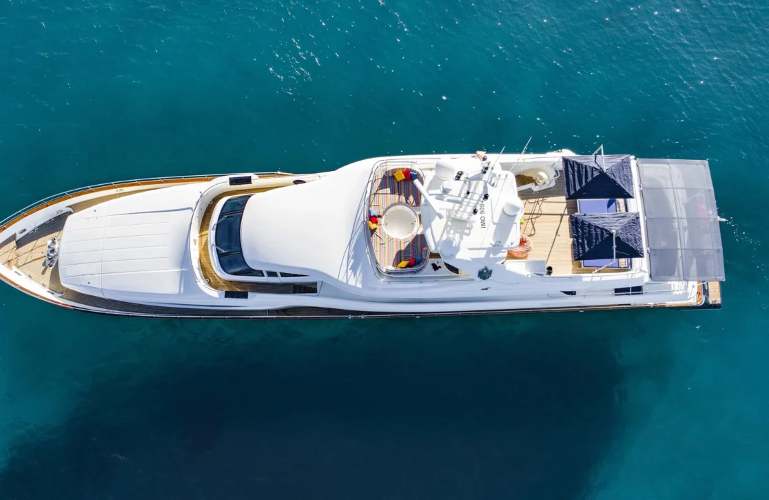 An image of Bunker yacht