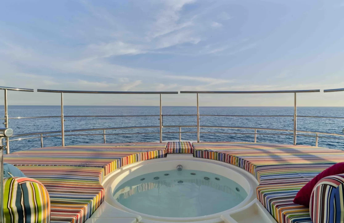 An image of Bunker yacht