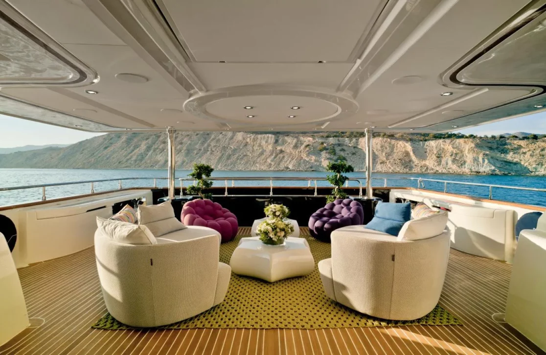 An image of Bunker yacht