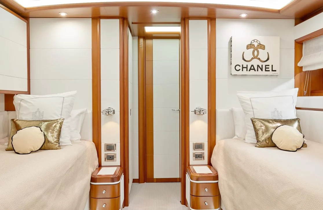 An image of Bunker yacht