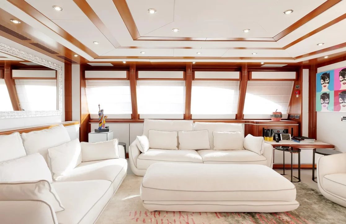 An image of Bunker yacht