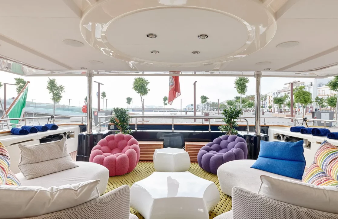 An image of Bunker yacht