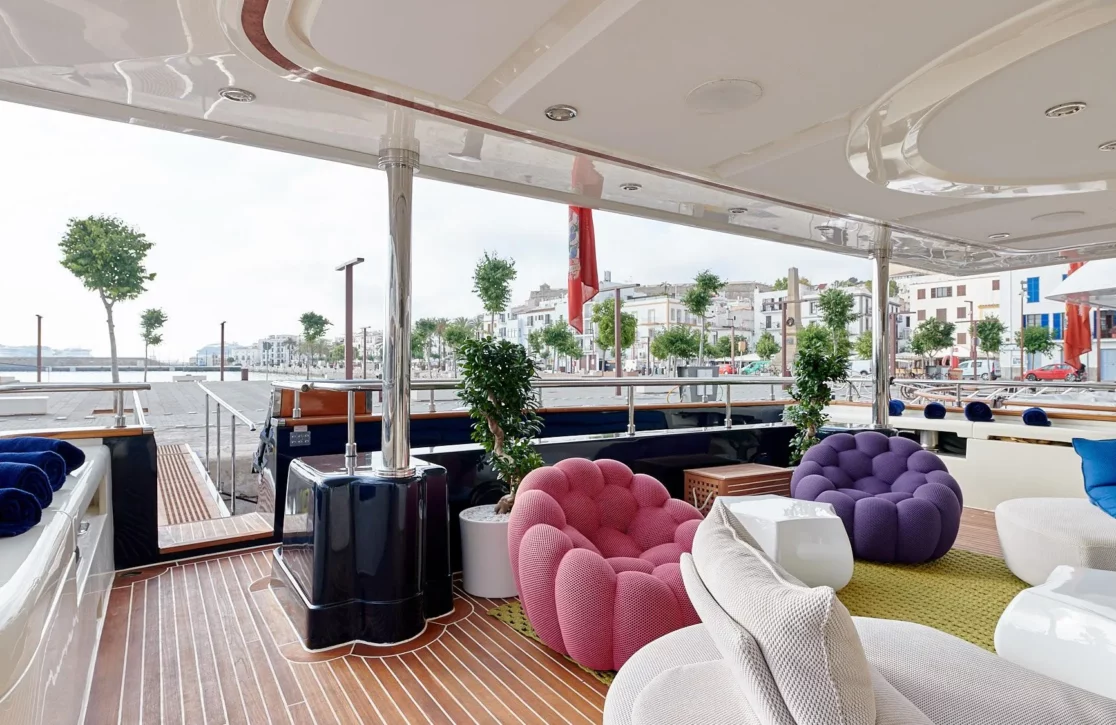 An image of Bunker yacht