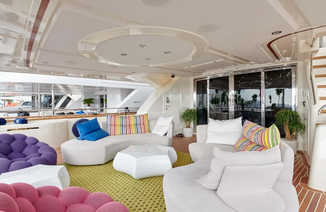 An image of Bunker yacht