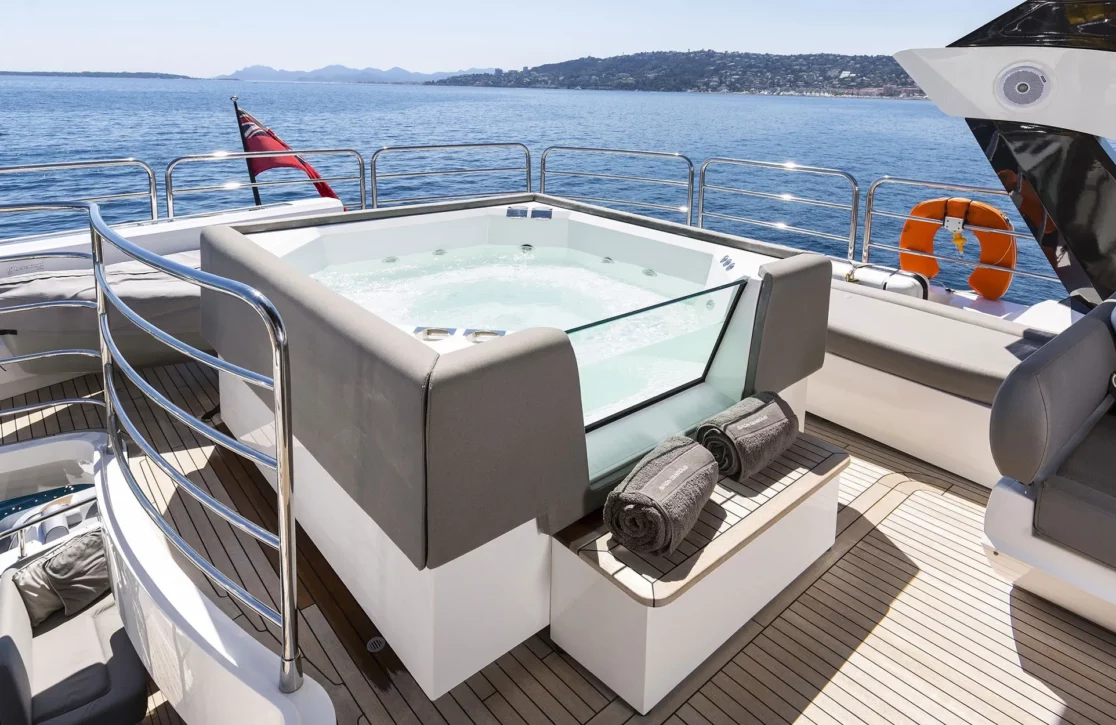 An image of Kudos yacht