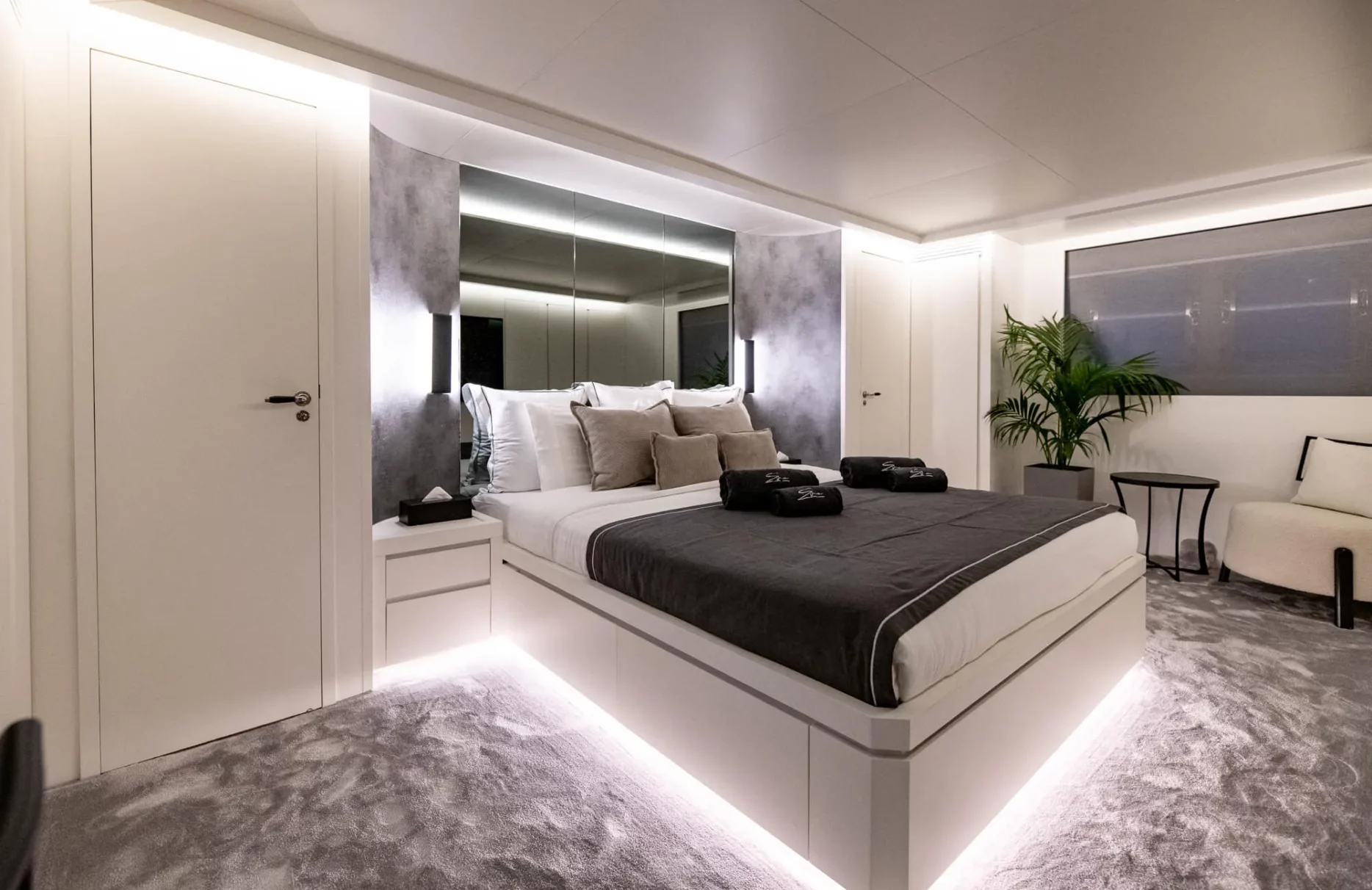 A preview of interior Bedroom cabin