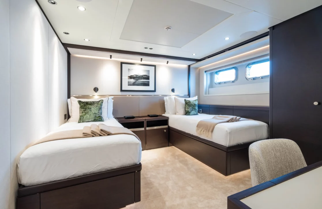 An image of Emerald yacht