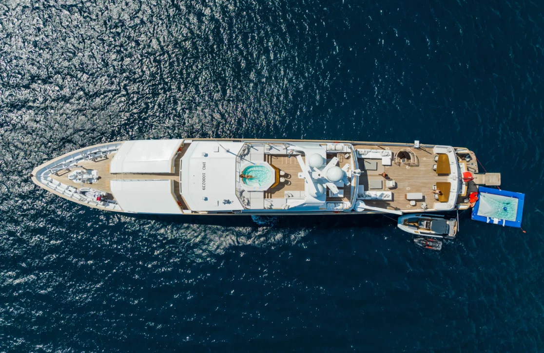 An image of Emerald yacht