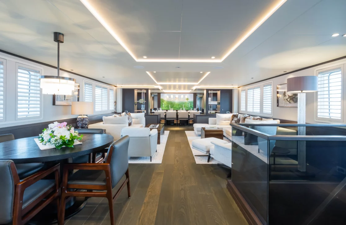 An image of Emerald yacht