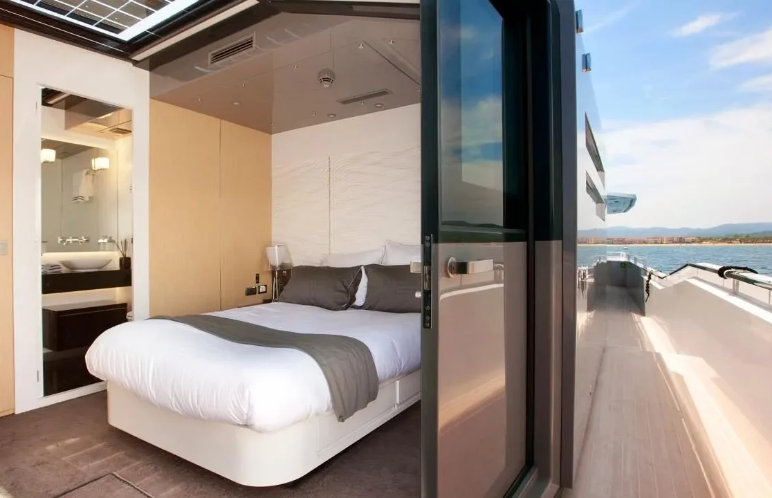 An image of Sun yacht