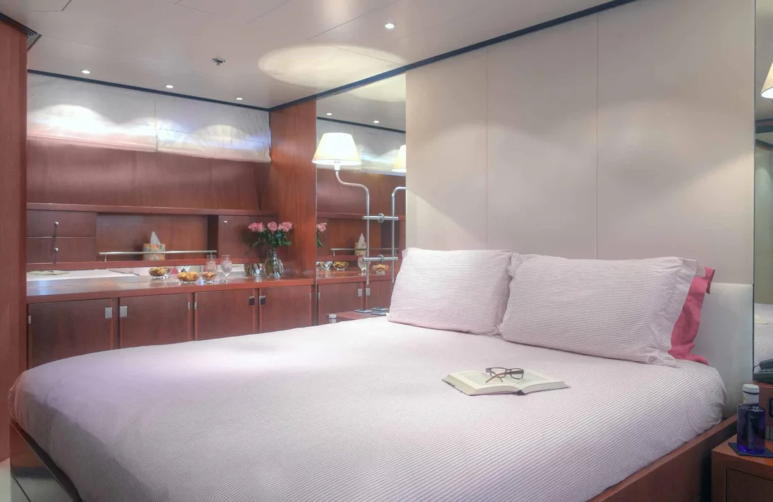 An image of Carom yacht