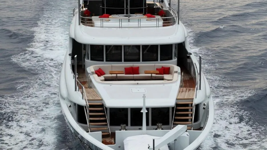 An image of 2 Ladies yacht