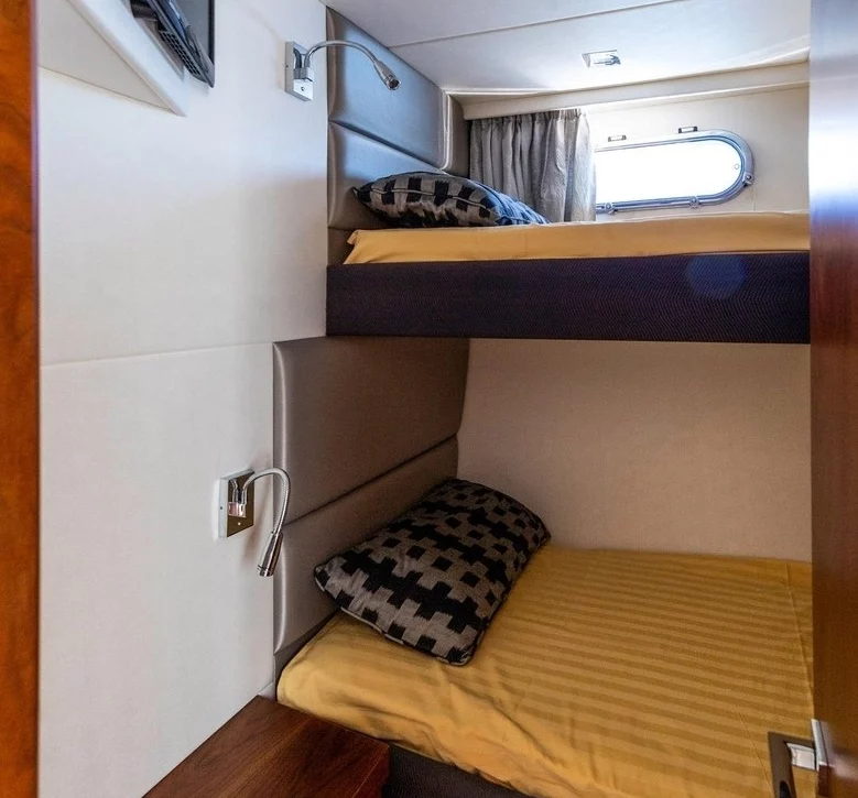 An image of 2 Drunk yacht