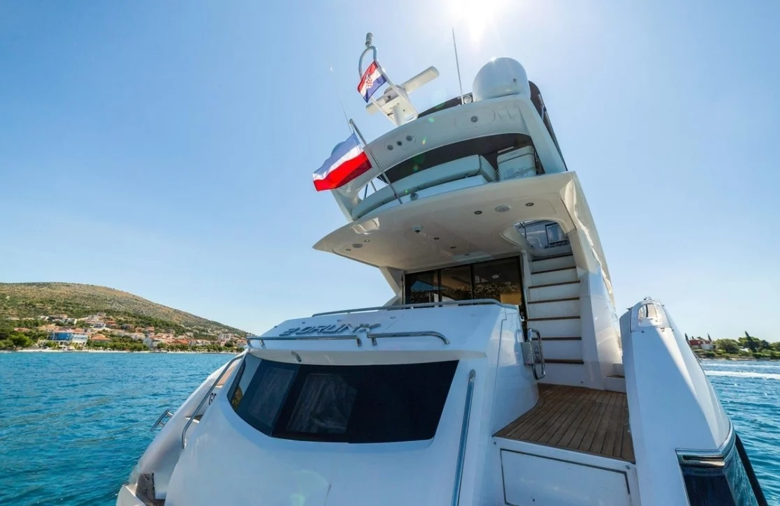 An image of 2 Drunk yacht