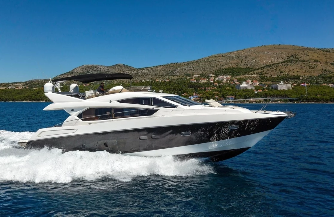 An image of 2 Drunk yacht
