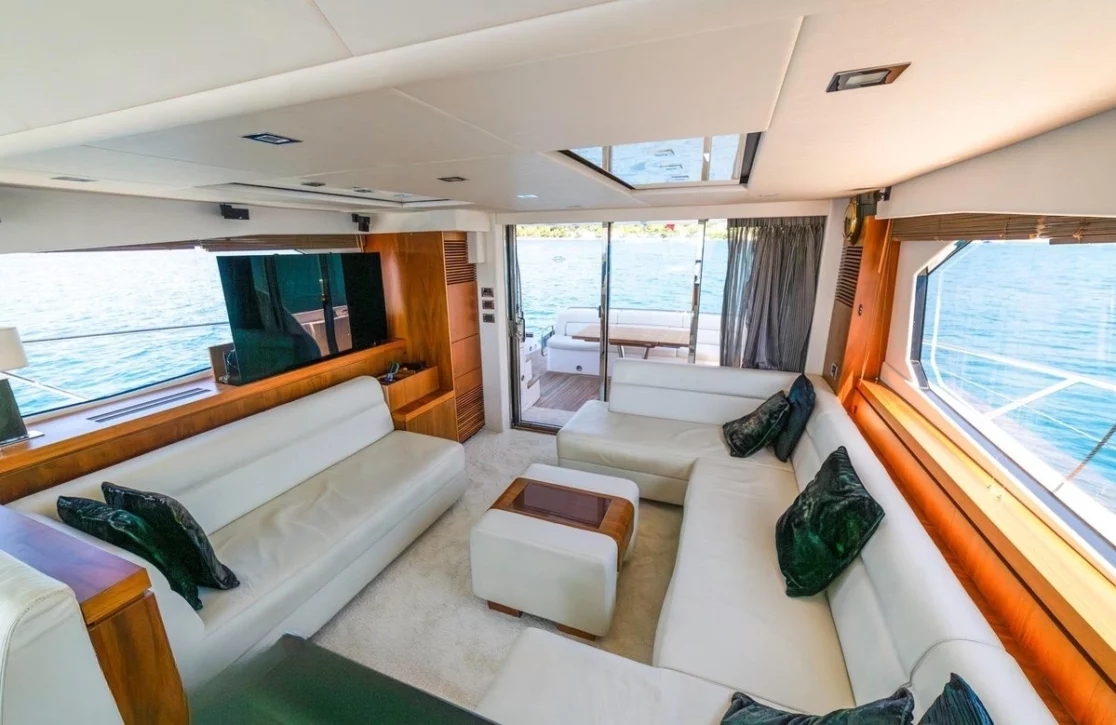 An image of 2 Drunk yacht