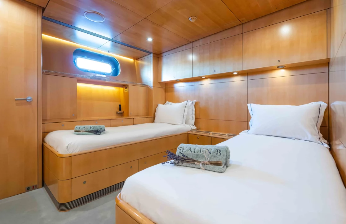 An image of Sealen B yacht