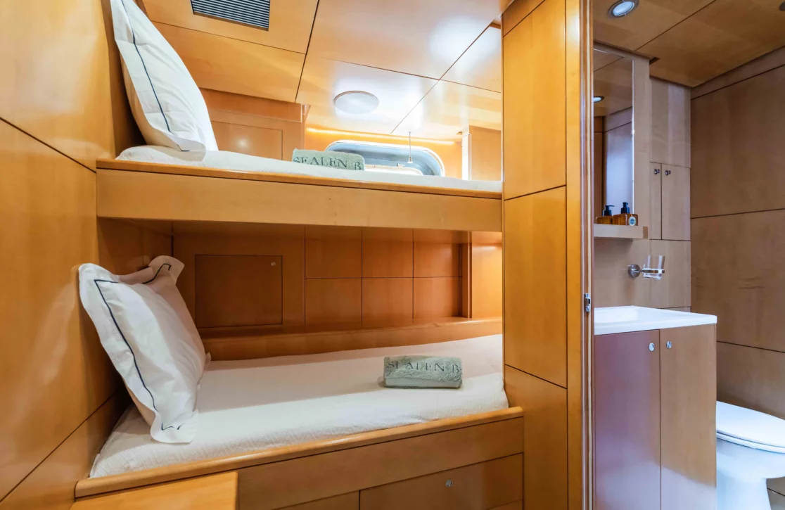 An image of Sealen B yacht
