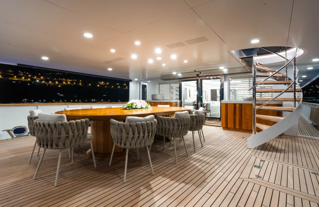 An image of Emerald yacht