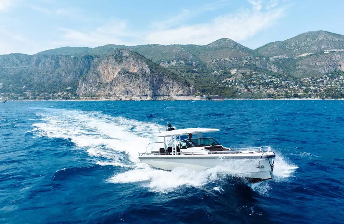 An image of Away yacht