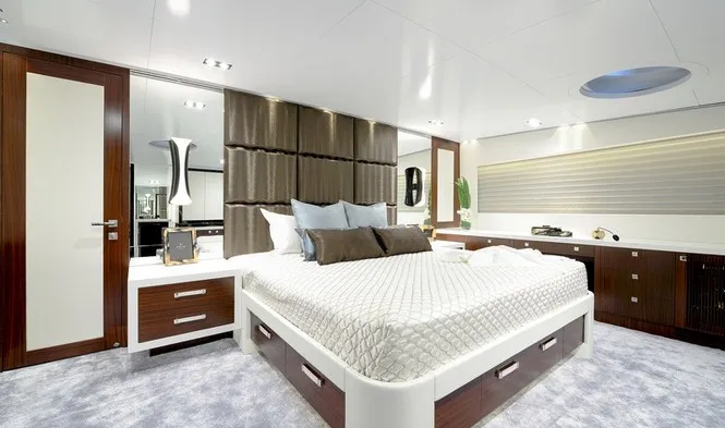 An image of Paradise yacht