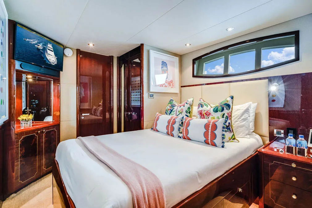 An image of Namastay yacht