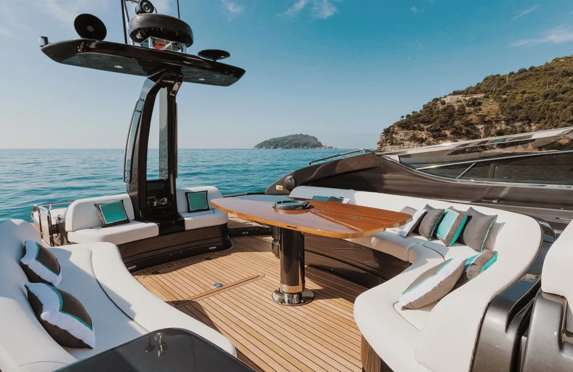 An image of Largo yacht