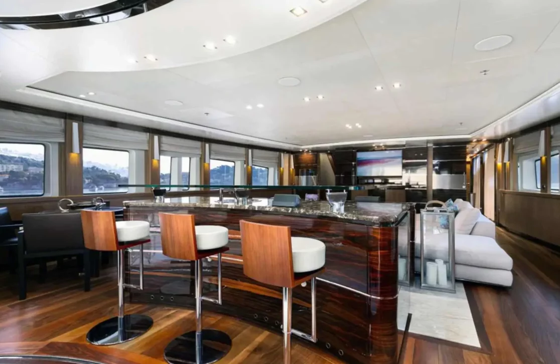 An image of Panakeia yacht