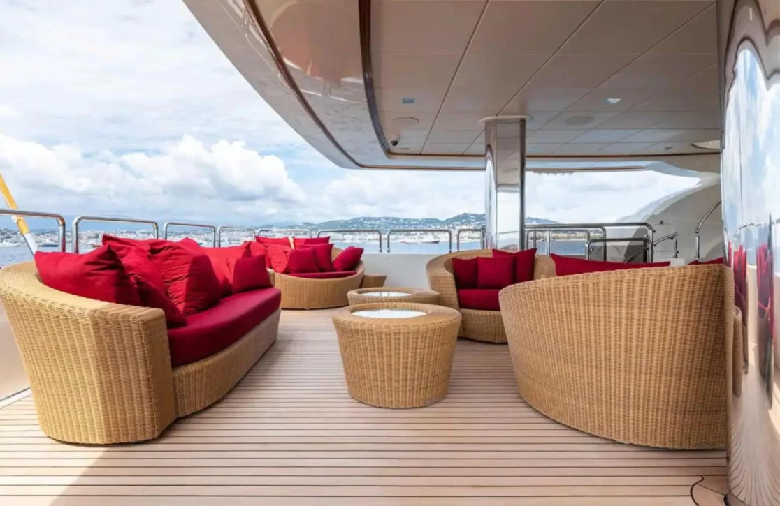 An image of Panakeia yacht