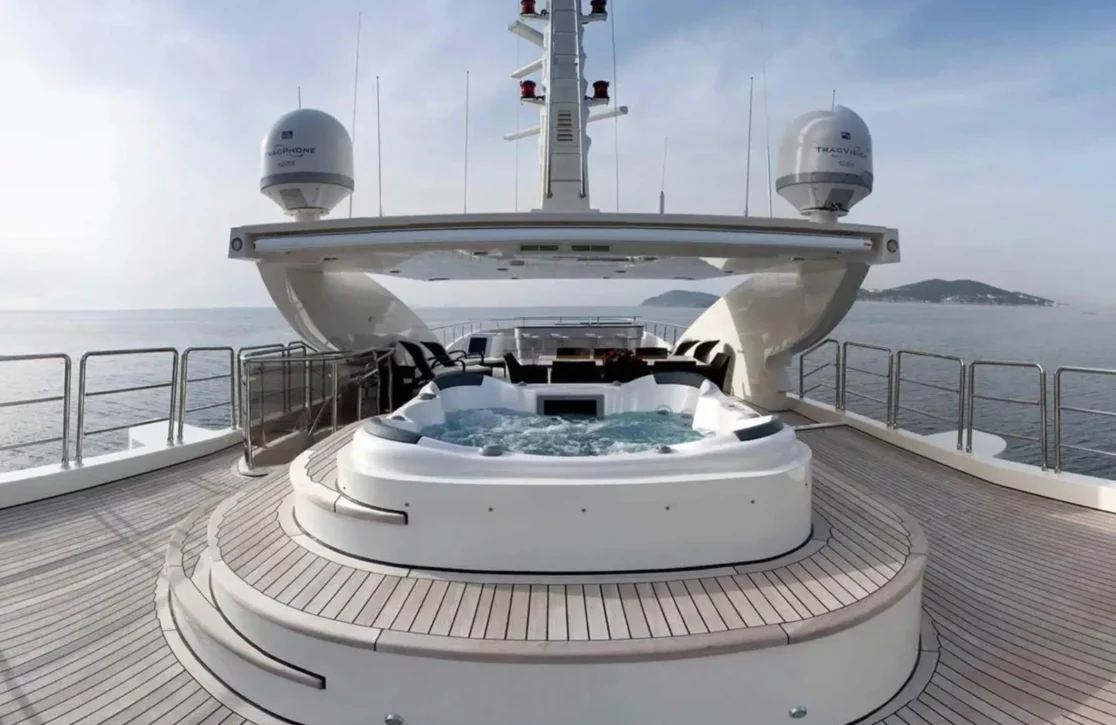 An image of Panakeia yacht