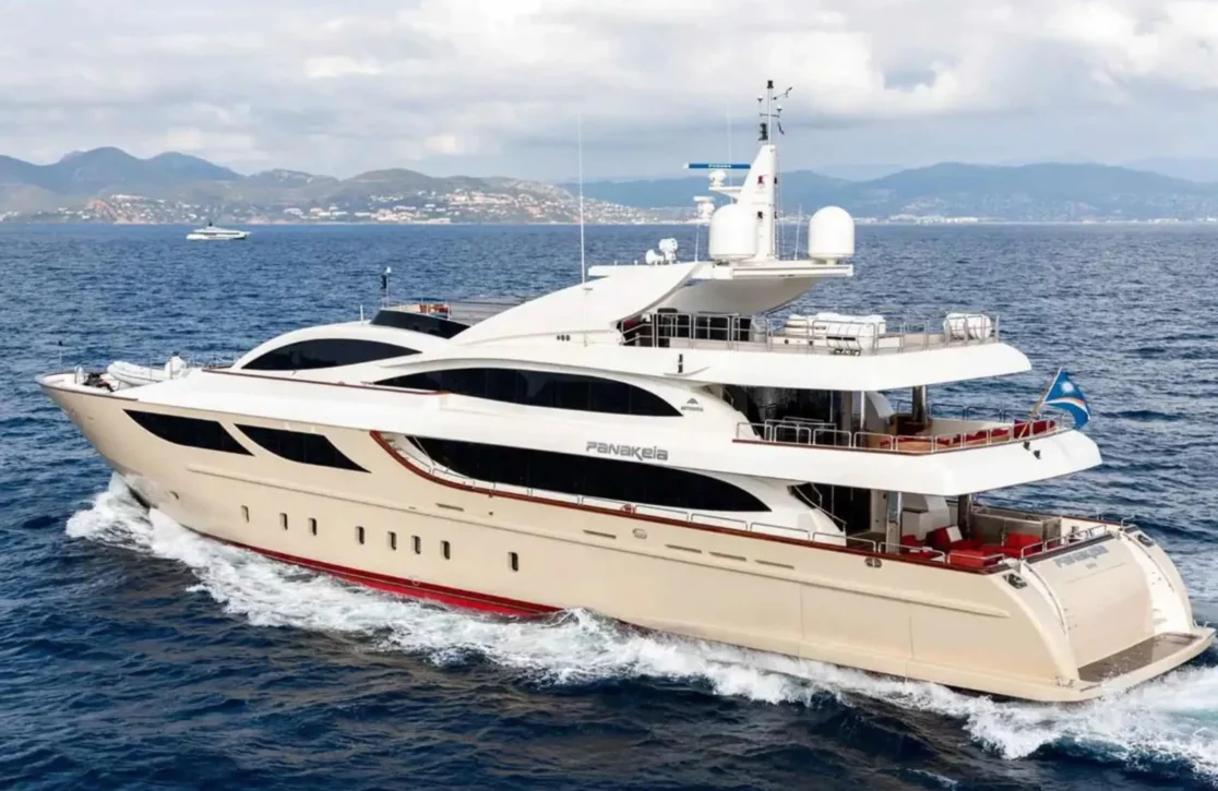 An image of Panakeia yacht