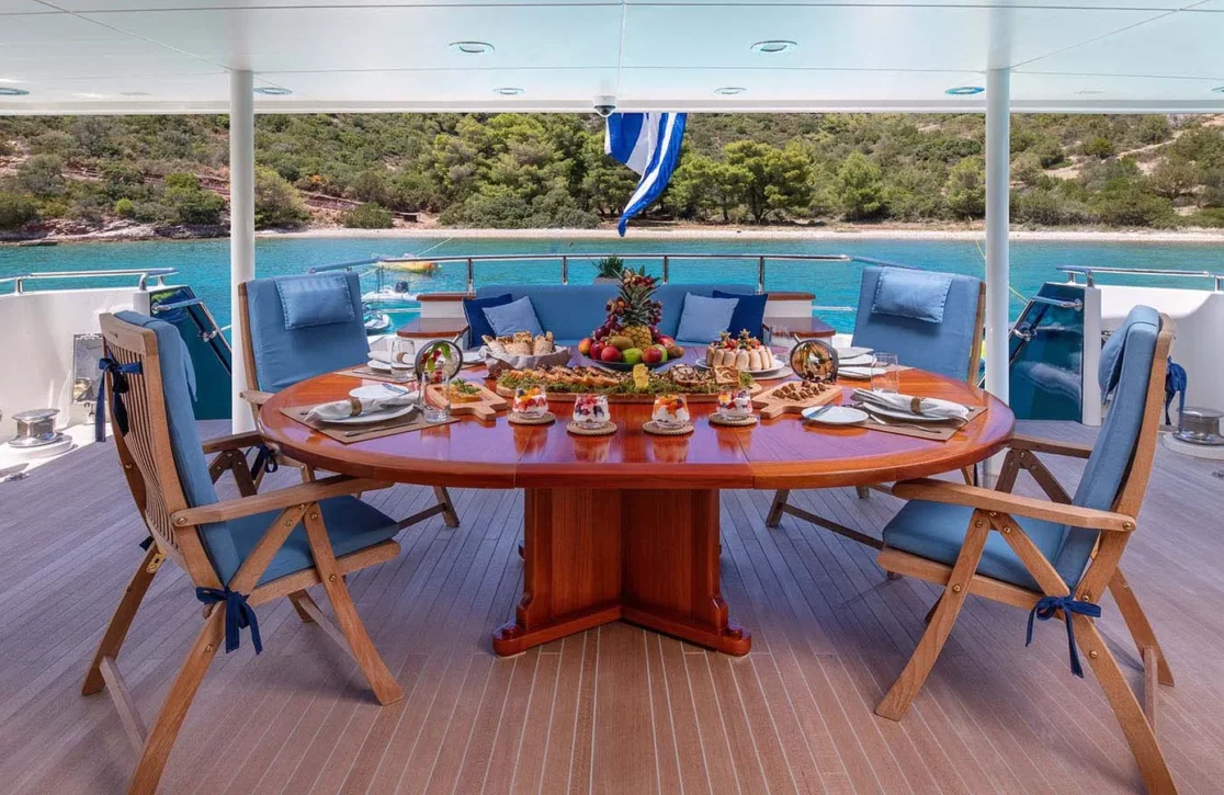 An image of Magix yacht