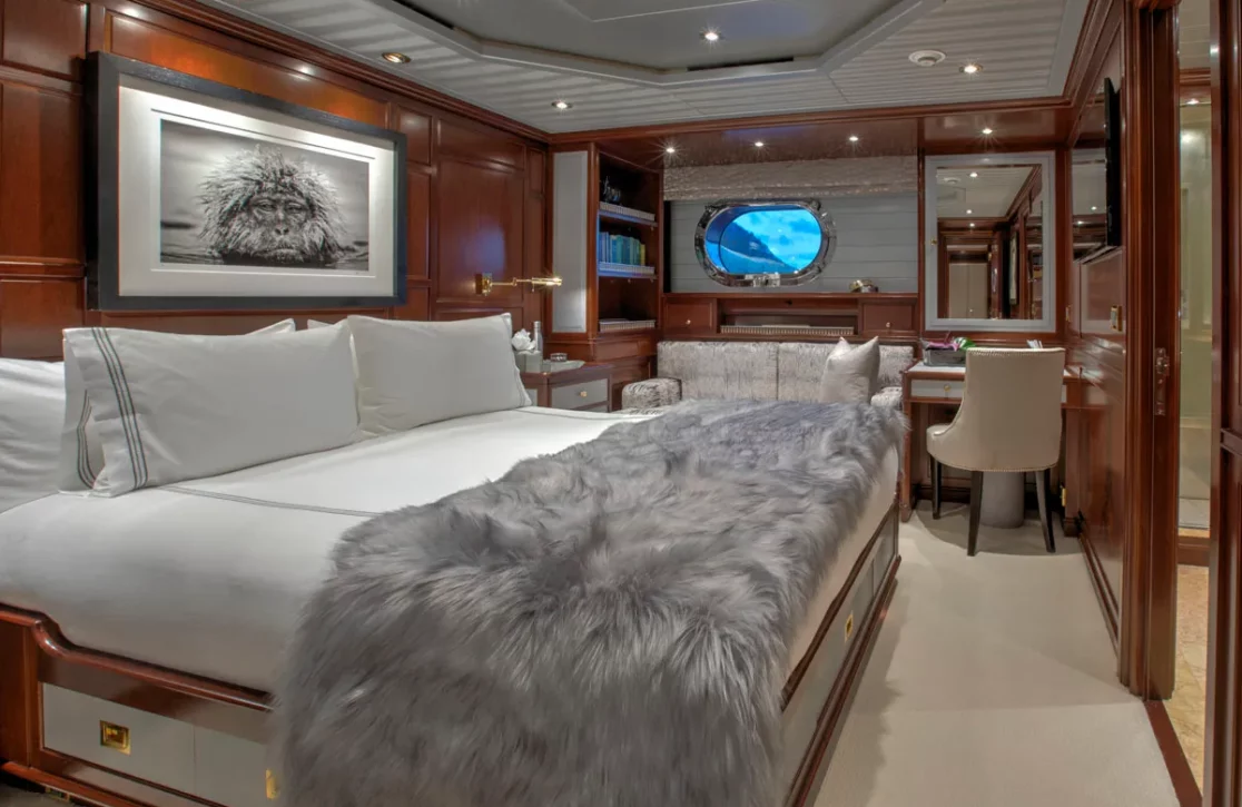 An image of Blush yacht