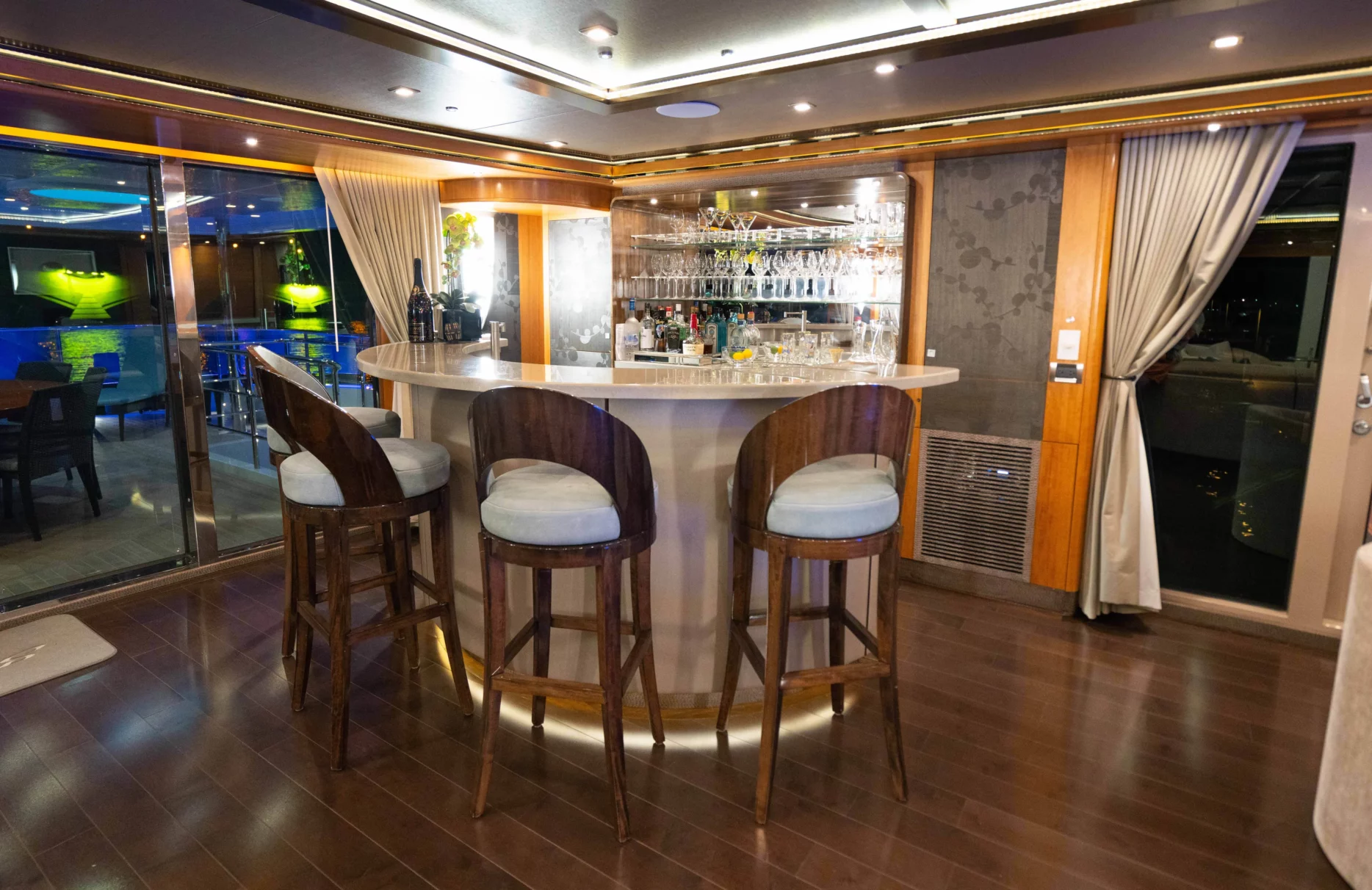 A preview of interior Bar or dance club