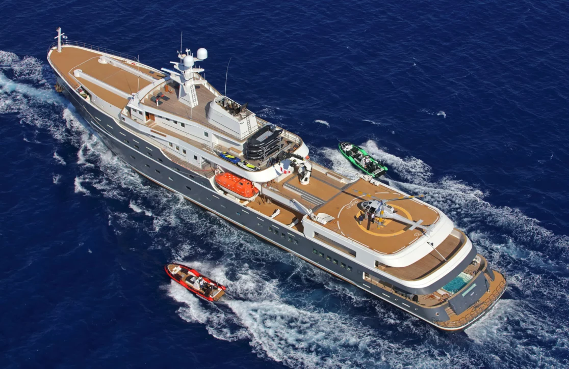 An image of Legend yacht