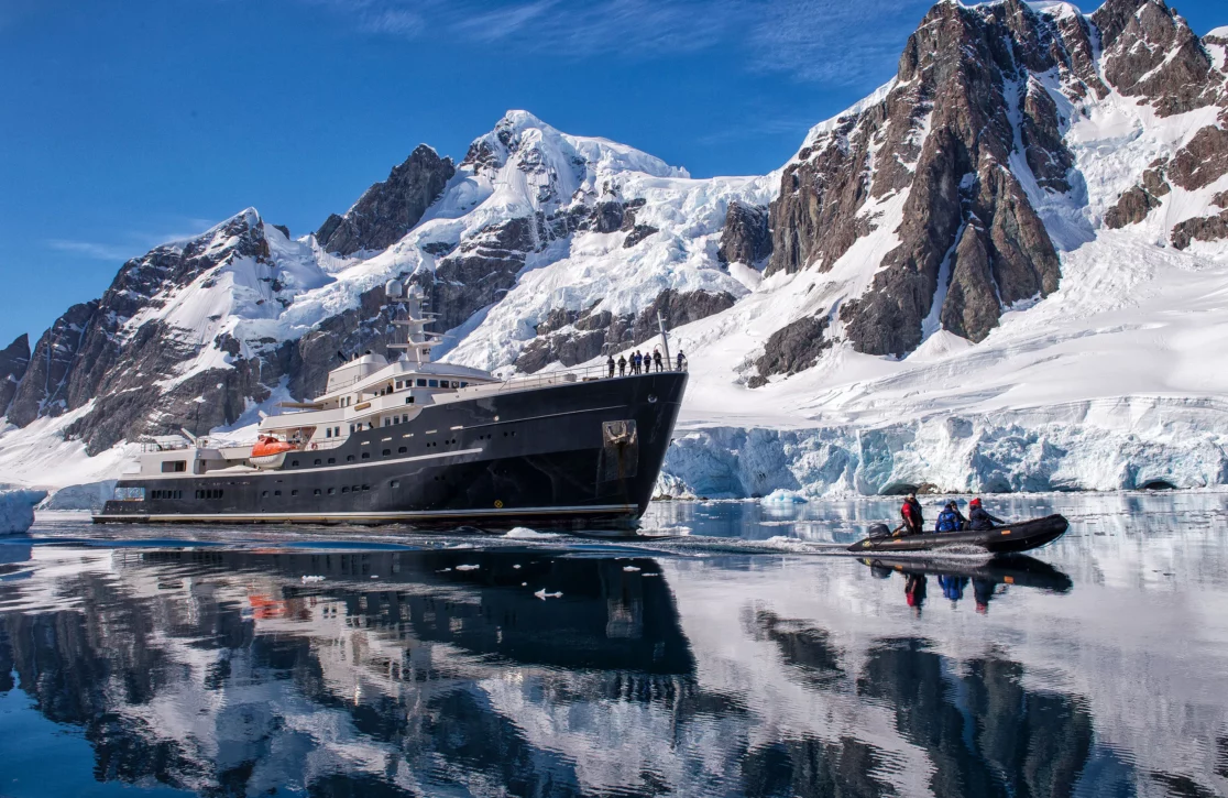 An image of Legend yacht