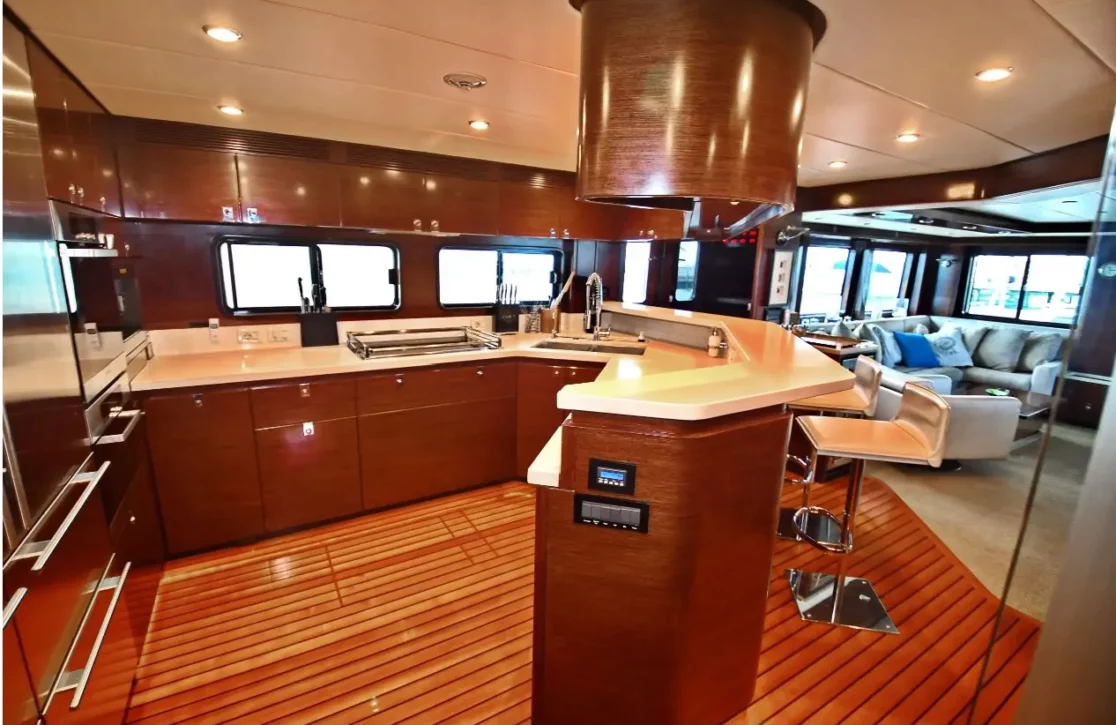 An image of Ammonite yacht