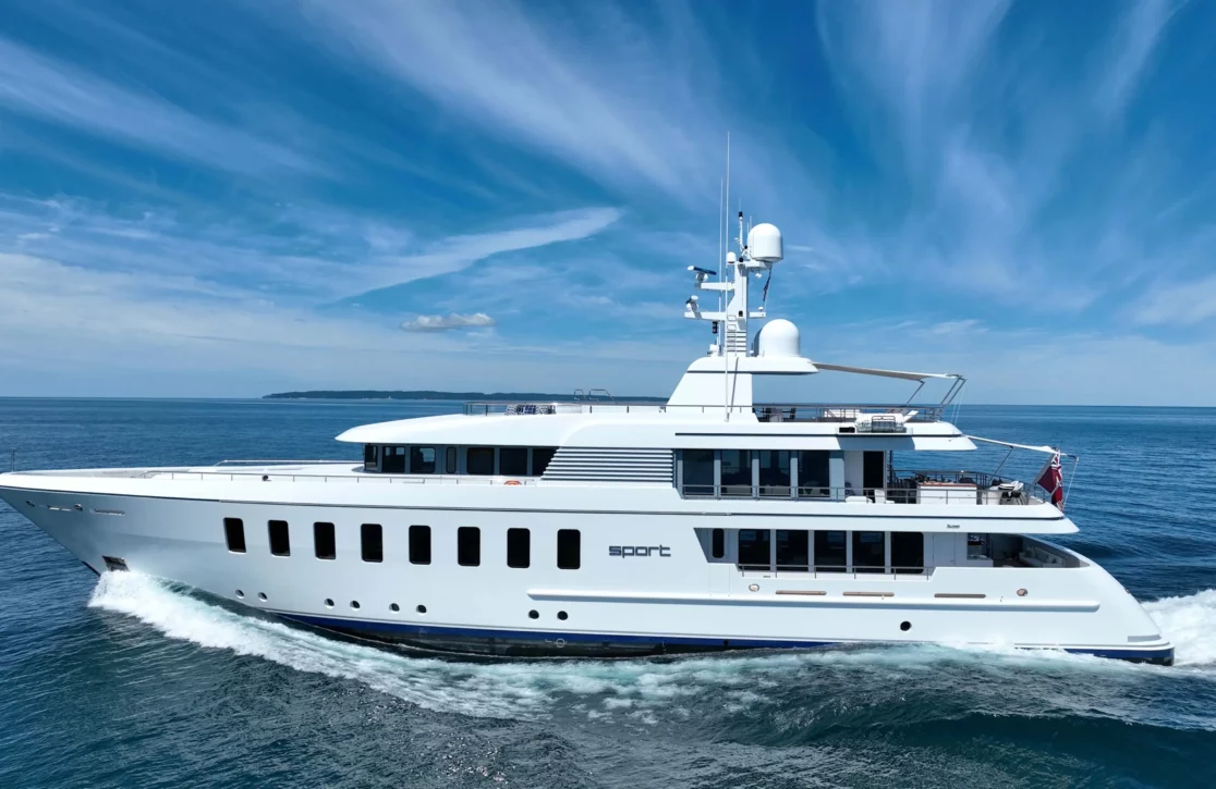 An image of Sport yacht