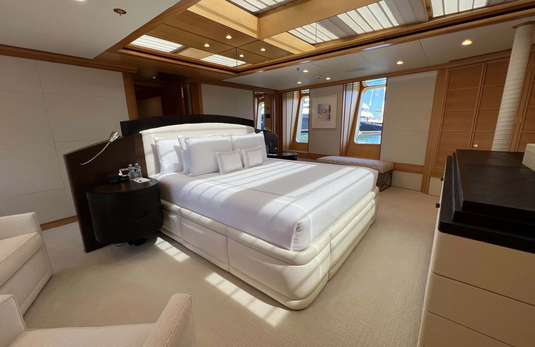 A preview of interior Bedroom cabin