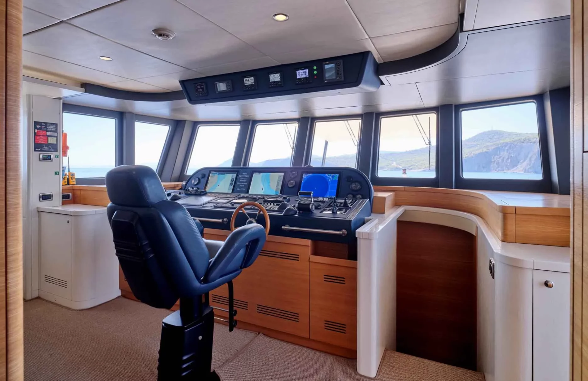 A preview of interior Bridge driving area