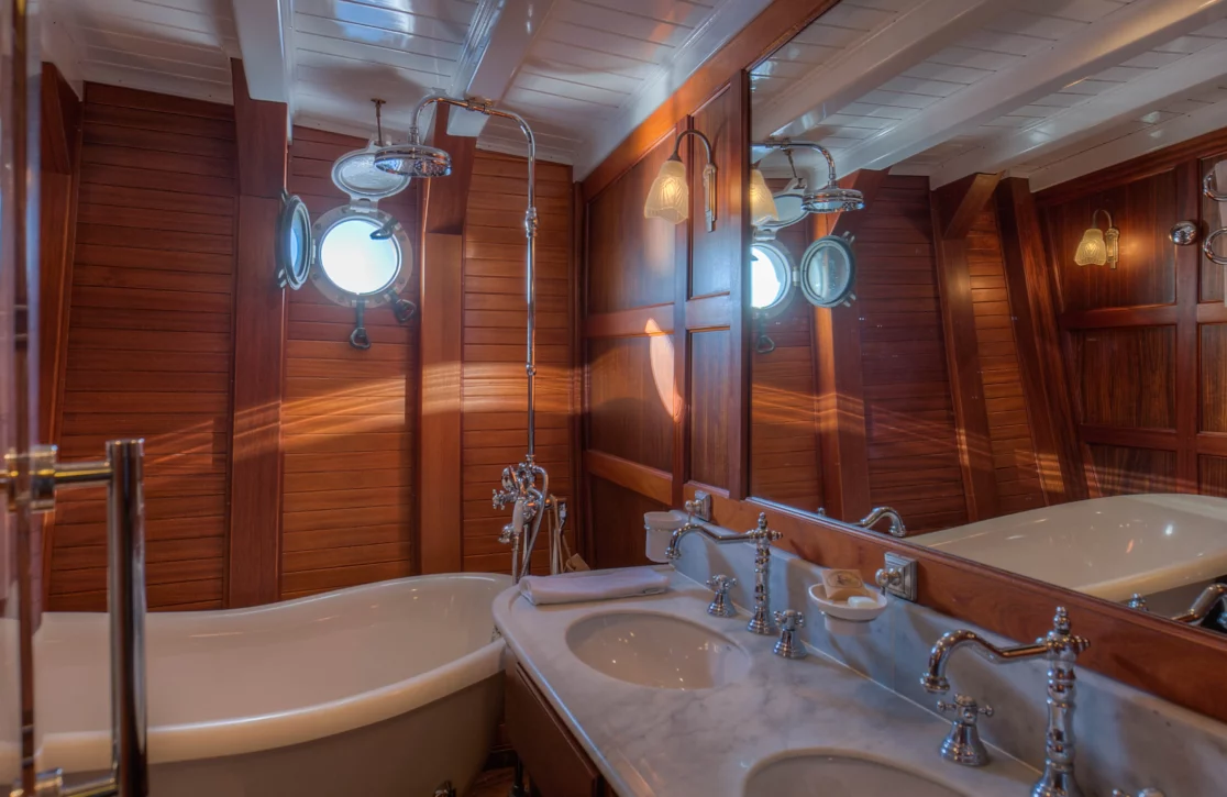 An image of Trinakria yacht