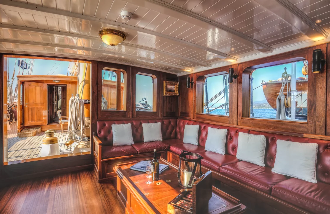 An image of Trinakria yacht