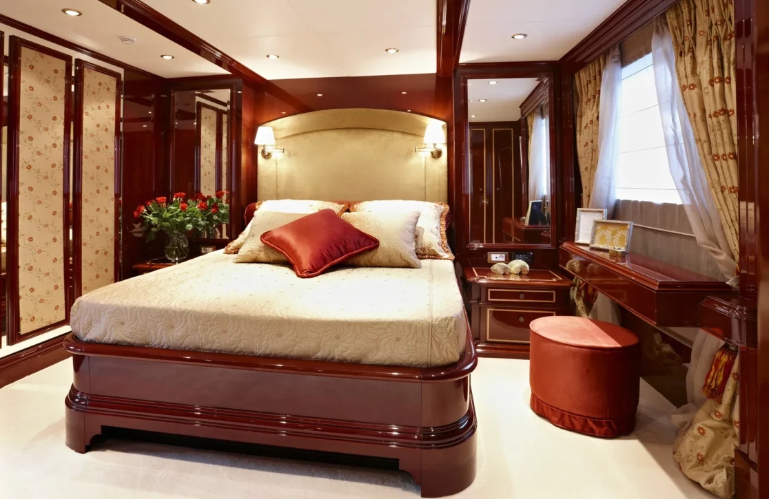 An image of Iraklis L yacht