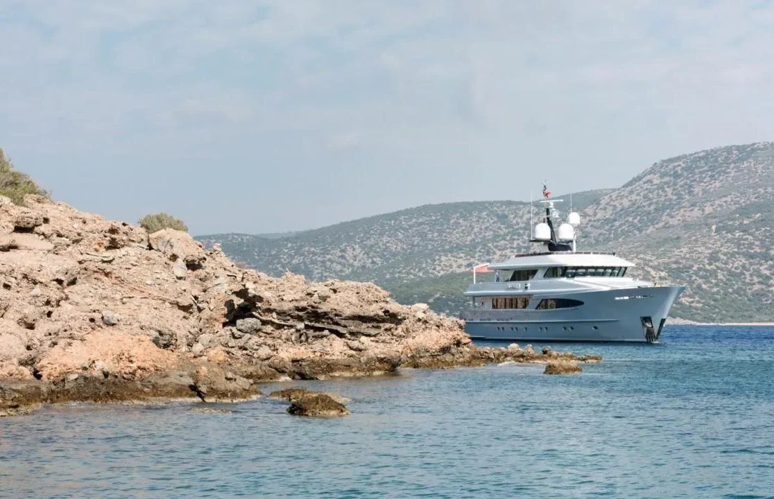 An image of Unexpected yacht