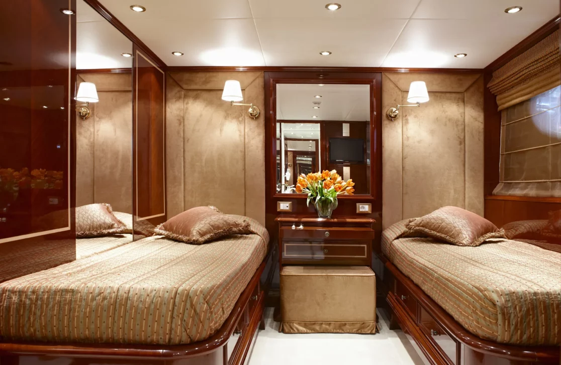 An image of Iraklis L yacht
