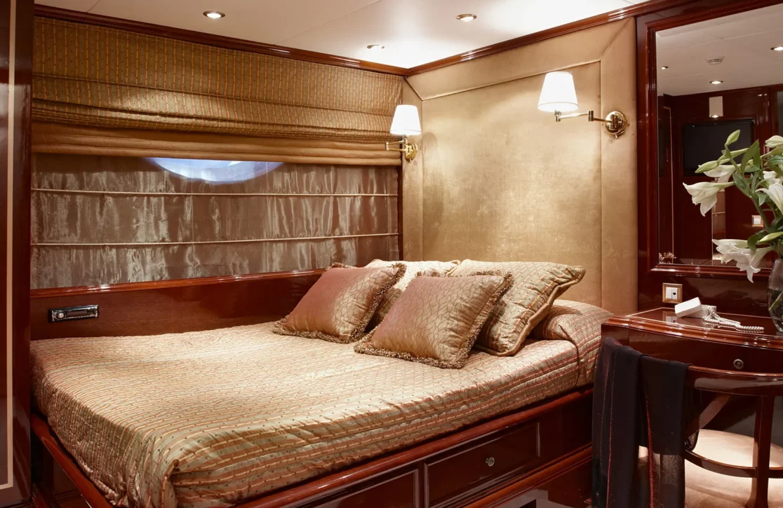 An image of Iraklis L yacht