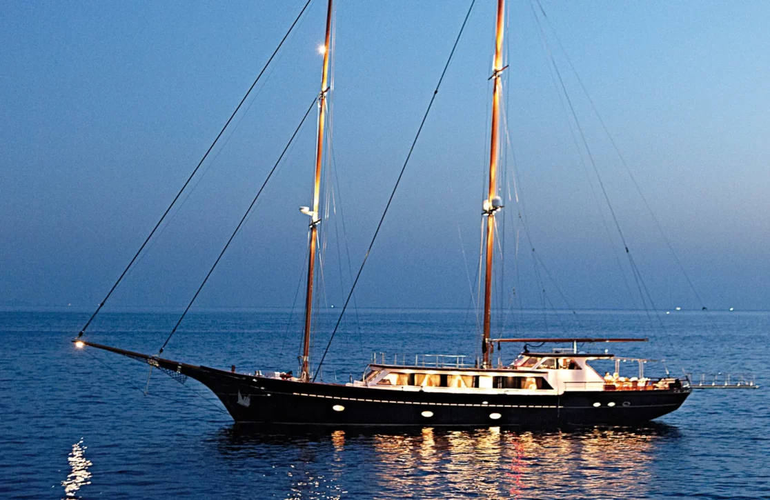 An image of Iraklis L yacht