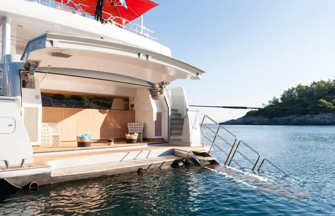 An image of Unexpected yacht